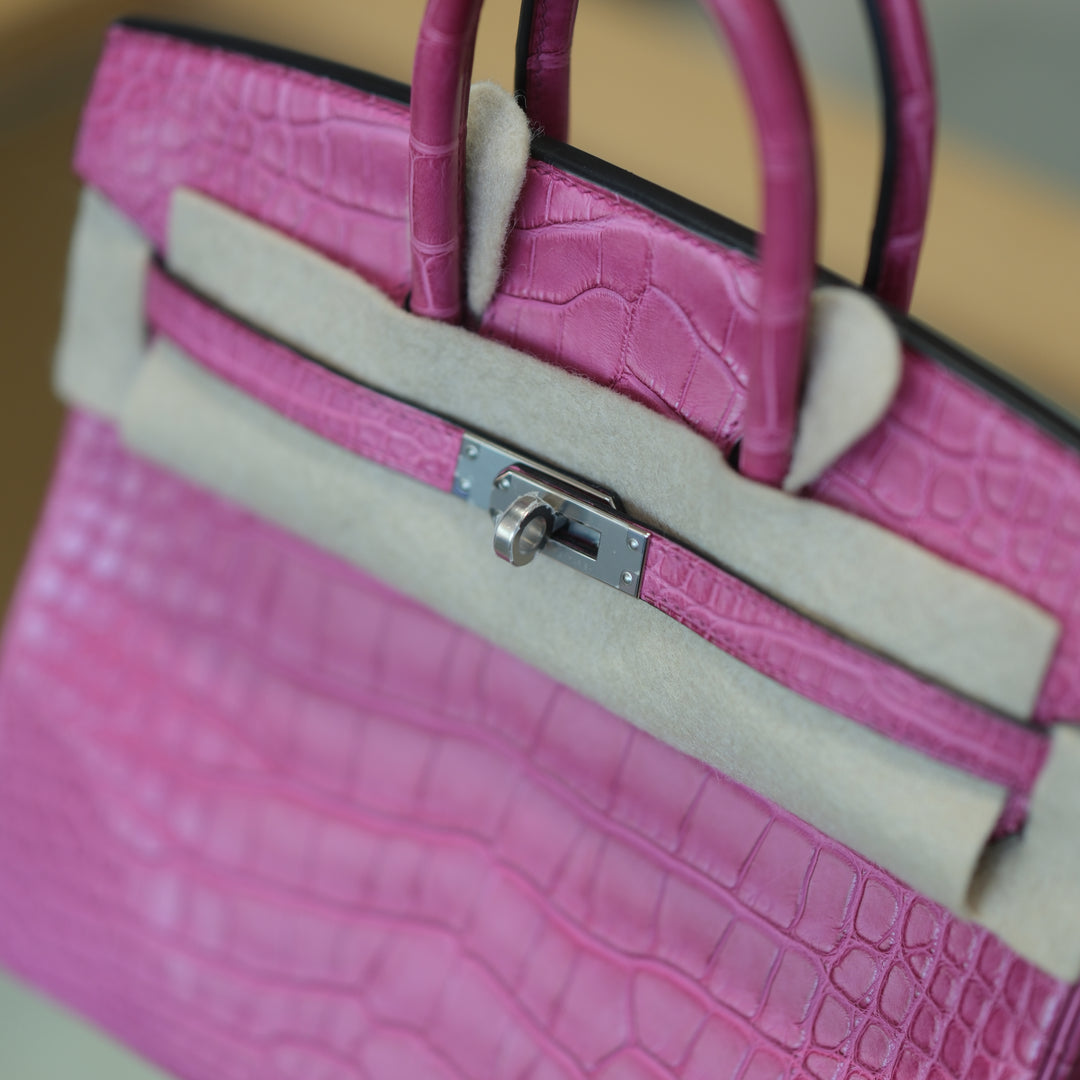 Hermes 2022 Birkin 25 Rose Sheherazade Matte Alligator Palladium