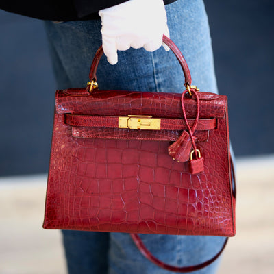 Hermes Kelly 28 Sellier Burgundy Shiny Alligator with Gold Hardware