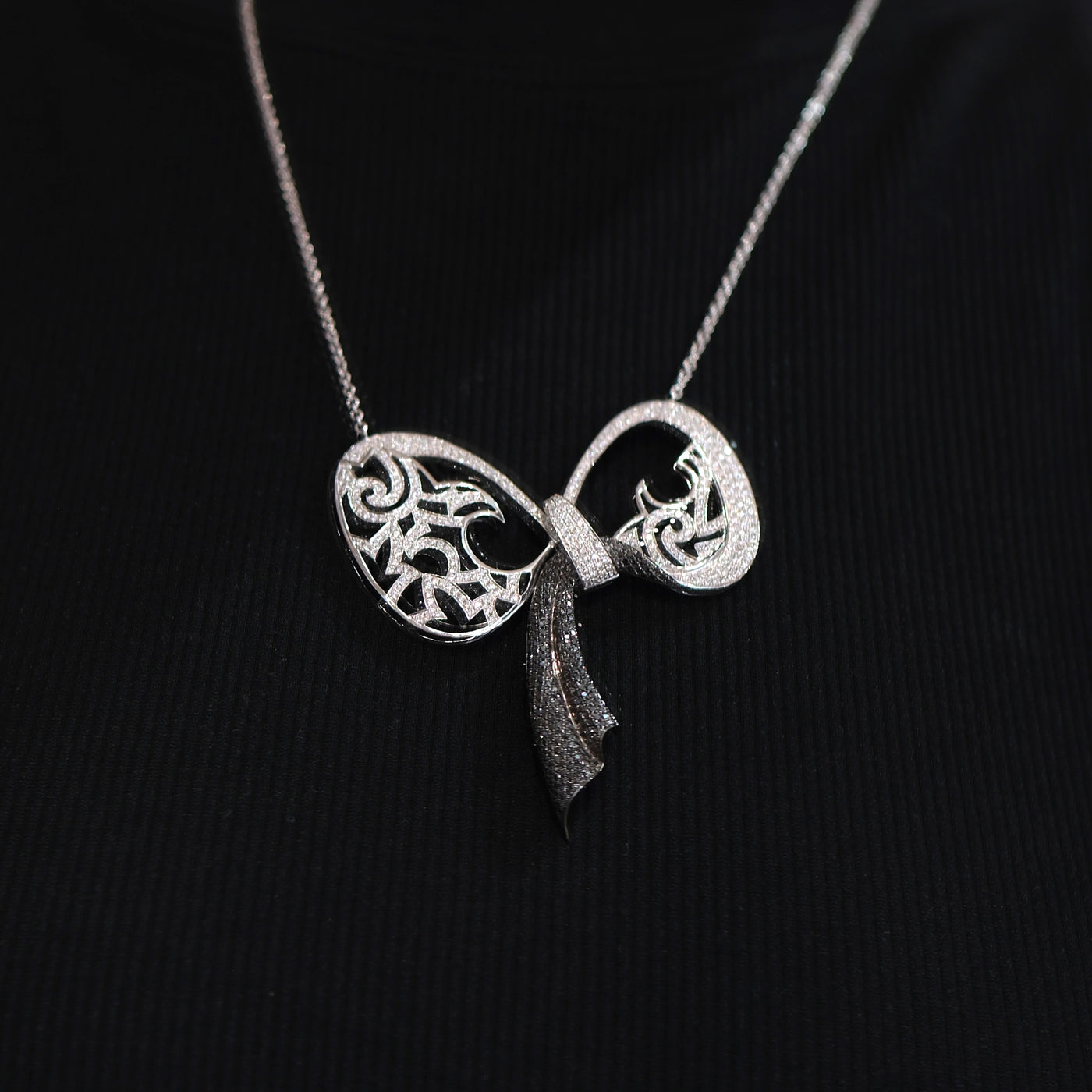 Nouvelle Bague 18K White Gold Diamond Necklace