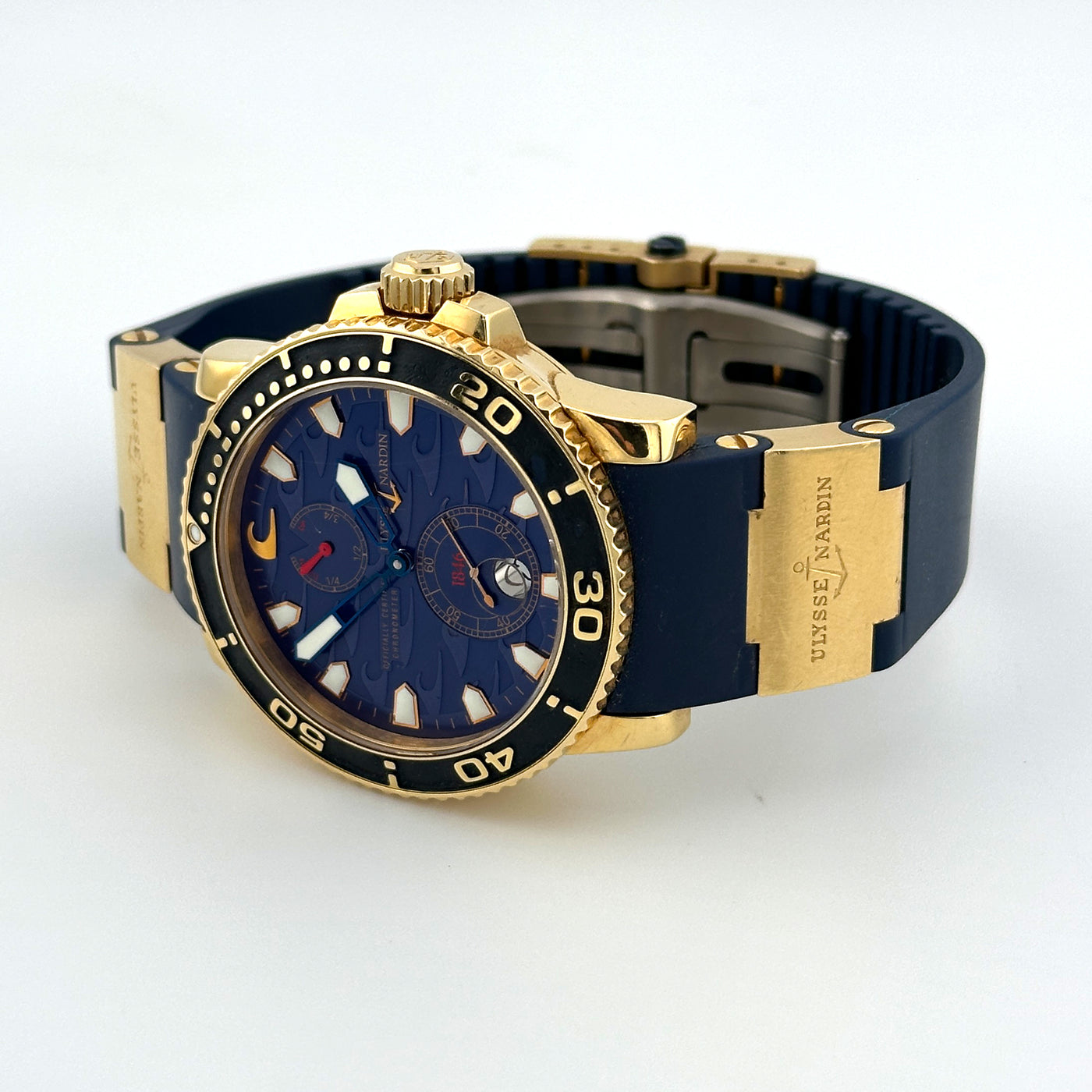 Ulysse Nardin Maxi Marine Diver Blue Surf Rose Gold