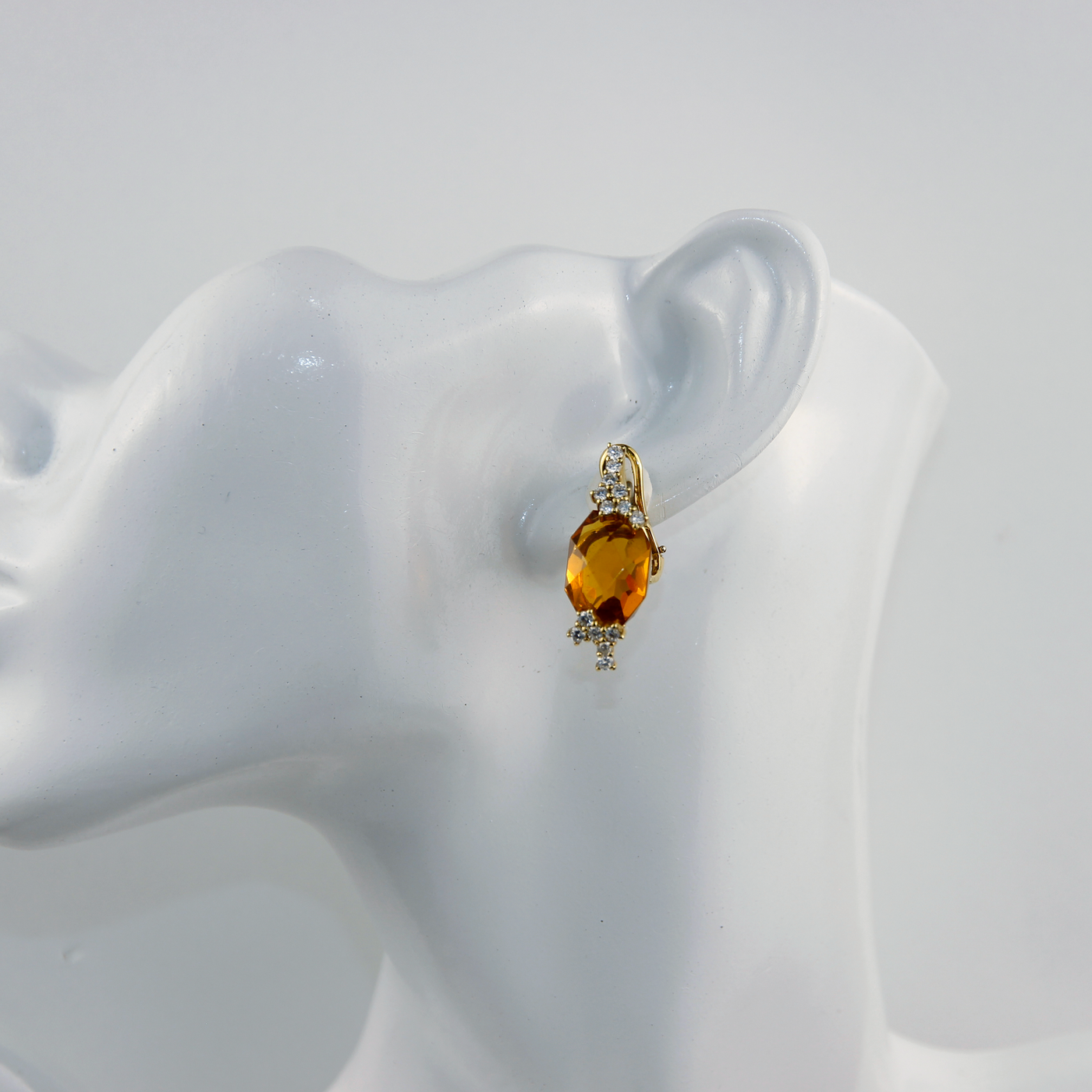 Porrati 18K Yellow Gold 1.08ctw Diamond & Yellow Citrine Earrings