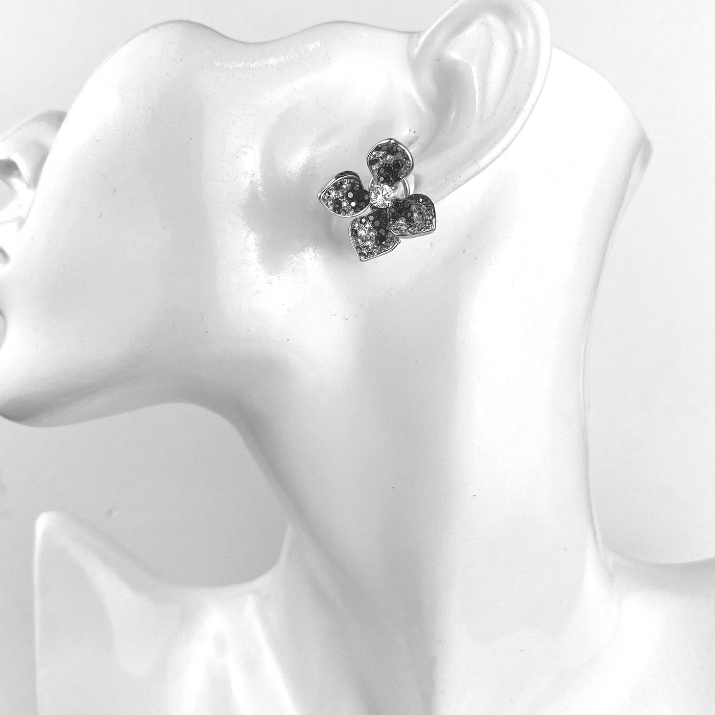 Stefan Hafner 18K White Gold 3.11ctw Diamond Earrings
