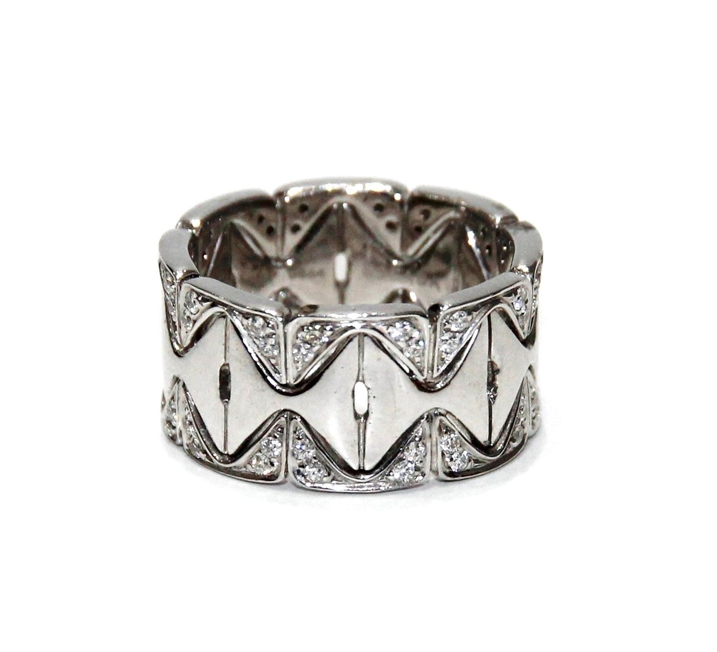 ECJ Collection 18K White Gold Diamond Pattern Ring