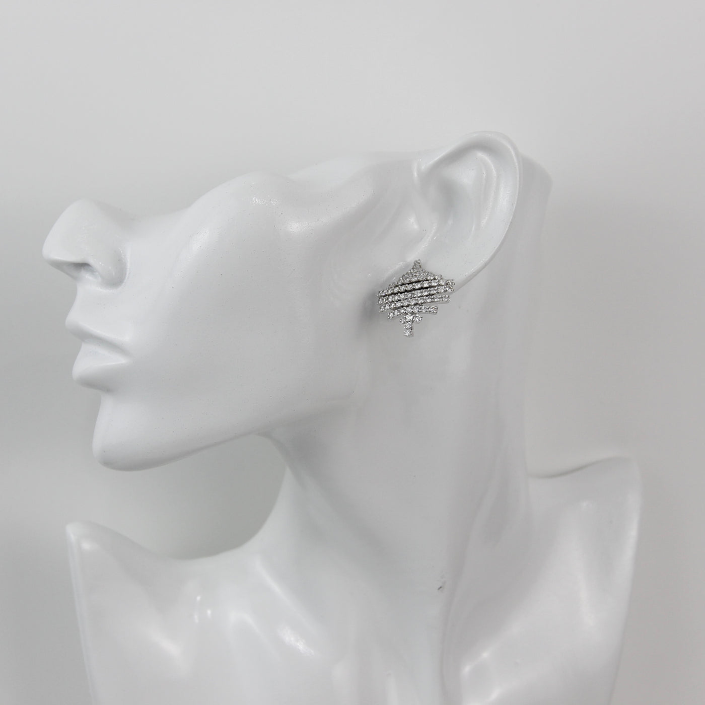 Porrati 18K White Gold 3.10ctw Diamond Earrings