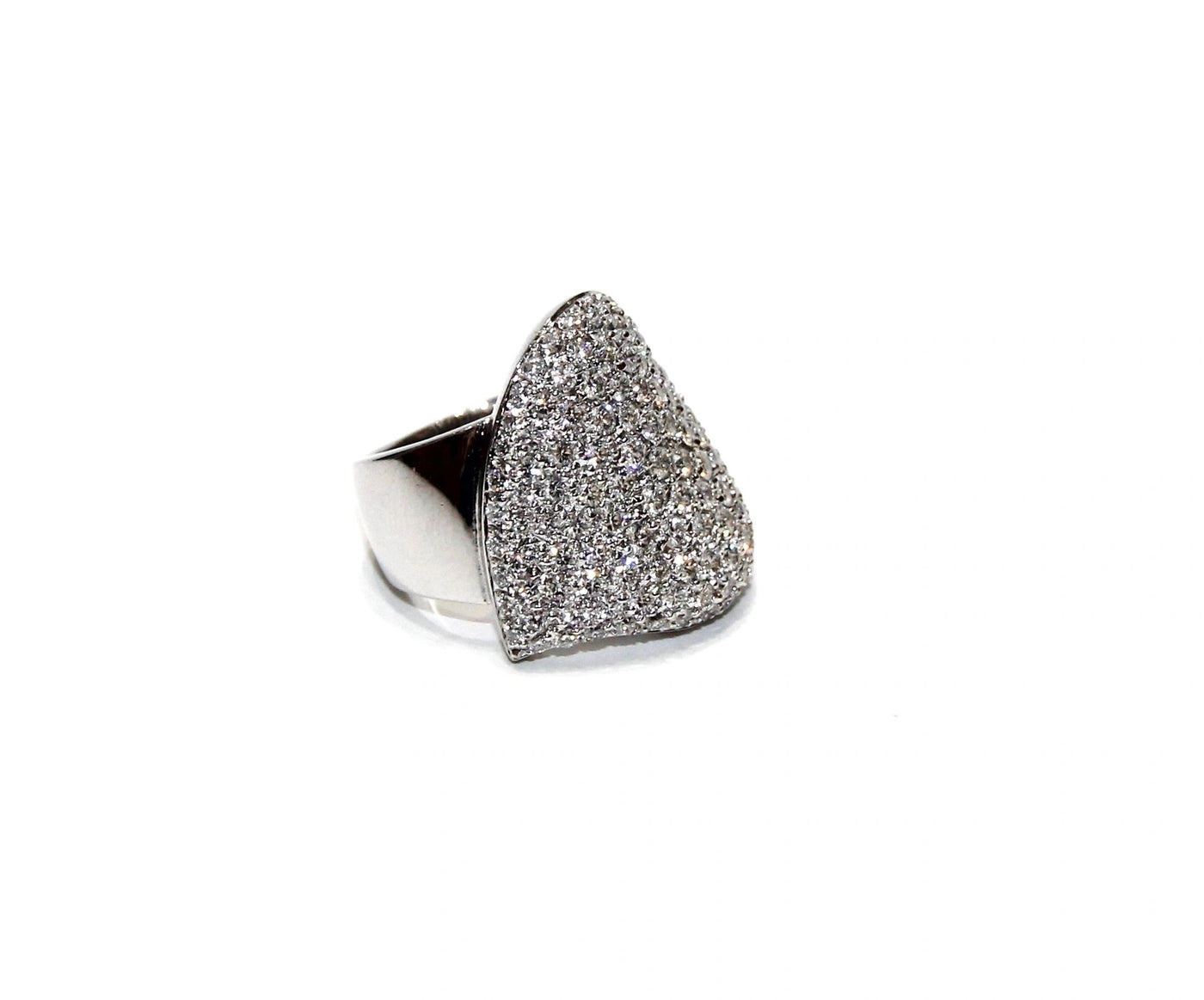 Leo Pizzo Heart Shaped Diamond Ring